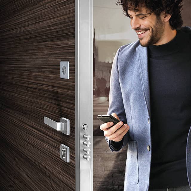 DOMO Connexa Smart door, smart living